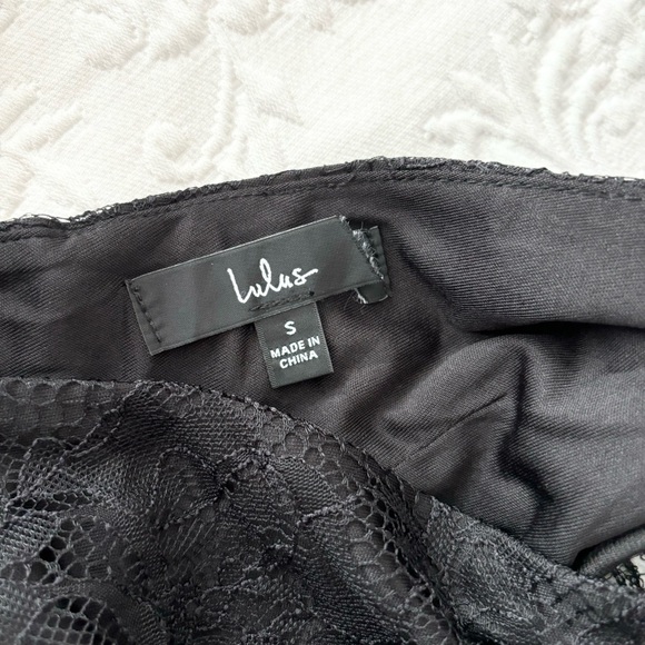 NWOT Lulus Marvelous Darling Black Lace Ruffled Tiered Maxi Dress Small - Picture 4 of 7